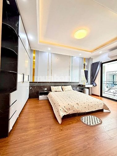 Bán nhà phố Định Công, Q Hoàng Mai 36m2, 6 tầng, thang máy, mặt tiền 6