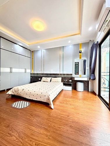 Bán nhà phố Định Công, Q Hoàng Mai 36m2, 6 tầng, thang máy, mặt tiền 6