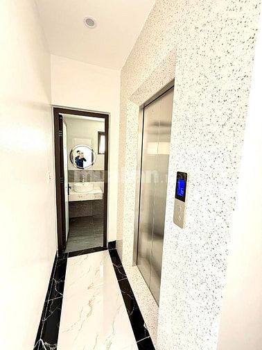Bán nhà phố Định Công, Q Hoàng Mai 36m2, 6 tầng, thang máy, mặt tiền 6
