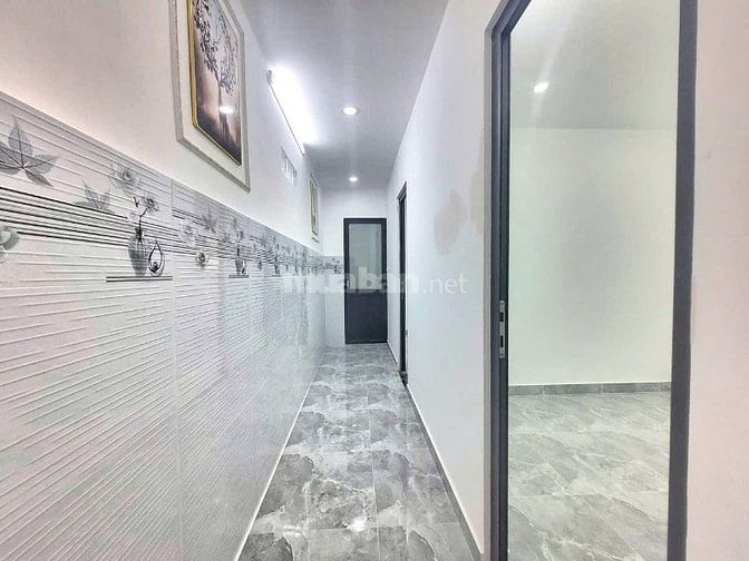 Nhà 3phòng ngủ dtsd 104m Huỳnh Tấn Phát Sát bên Q7 