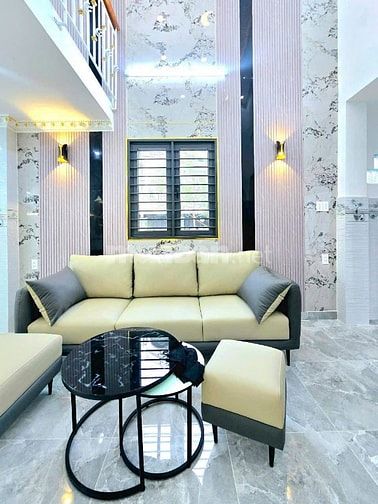 Nhà 3phòng ngủ dtsd 104m Huỳnh Tấn Phát Sát bên Q7 