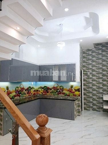 Chính chủ gửi bán gấp nhà đẹp đường thông 4*14 trệt 3 lầu giá 5ty5 TL 
