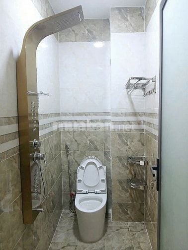 Chính chủ gửi bán gấp nhà đẹp đường thông 4*14 trệt 3 lầu giá 5ty5 TL 