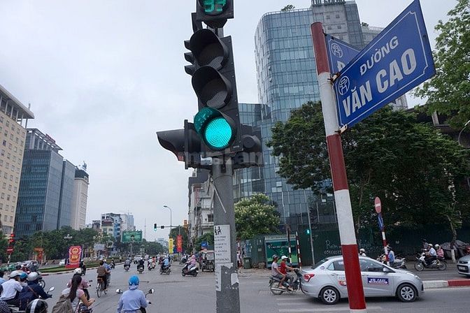 NHÀ ĐẸP PHỐ VIP, CÁCH HỒ TÂY 100M, VƯỢNG KHÍ Ở NGAY