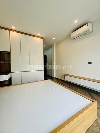 ĐỐI DIỆN AEON LONG BIÊN-ÔTÔ TRÁNH-NGÕ THÔNG TỨ TUNG -DT 35 M2-6.5TỶ.
