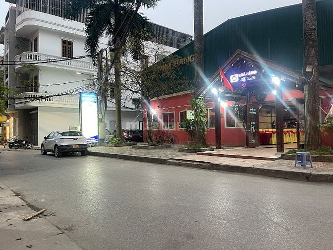 Cần tiền trả nợ bán gấp căn nhà tại Quang Trung Hà Đông 40m X mt 4 m