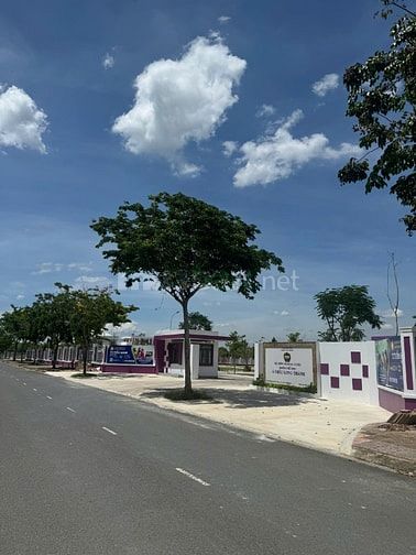 Khu TDC D2D view đẹp, cần ra gấp lô đất 90m2 giá 2 tỷ 3 , đường ĐT 769