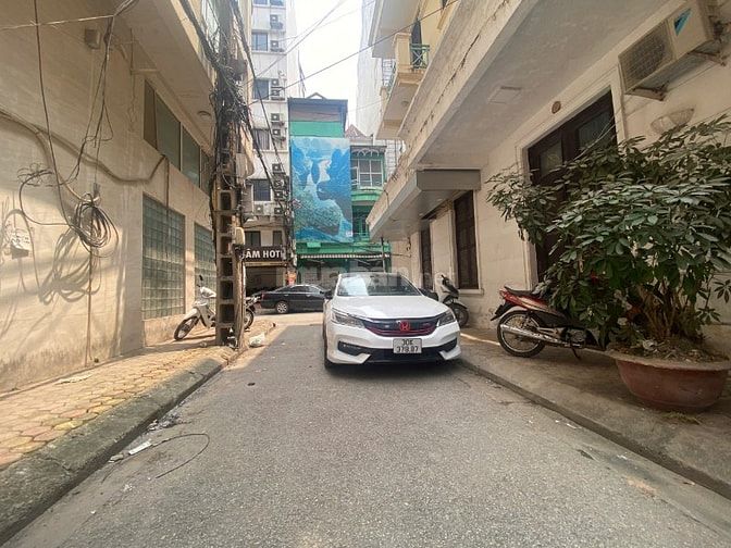 Bán nhà khu phân lô 289 Hoàng Quốc Việt, Cầu Giấy 45m2 4 tầng giá 14tỷ