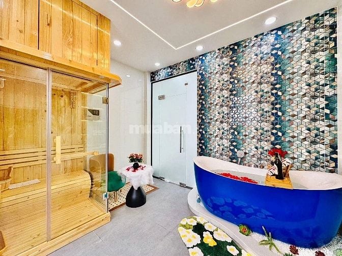 SIÊU PHẨM! Phòng xông hơi tại nhà đường Hoa Sứ phường 7 Phú Nhuận 63m2