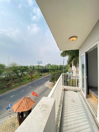 HOT PHÒNG DỊCH VỤ PHẠM HỮU LẦU GẦN DRAGON PARC