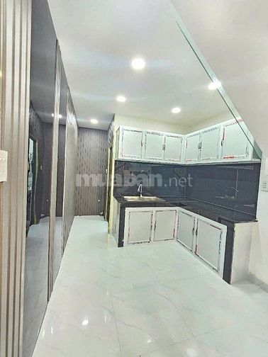 Nhà hẻm xe hơi Phạm Hữu Lầu sát Q7 