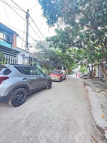 Nhà hẻm xe hơi Phạm Hữu Lầu sát Q7 