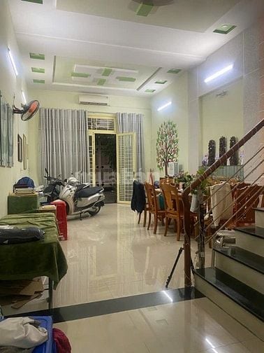 Nhà chung hẻm cơ quan Quân Đội, 11 Tỷ, DT 5x22m, Trần Trọng Cung. 