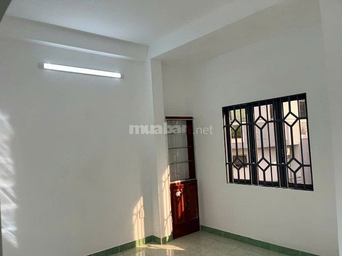 Cho Thuê Nhà Mới Xây Lý Chính Thắng