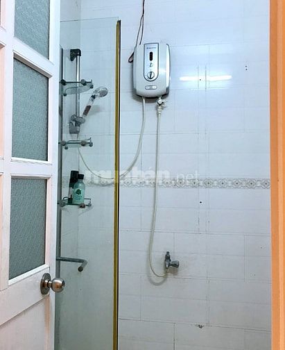 Sang căn hộ dv Ngay Ngã Tư Phú Nhuận