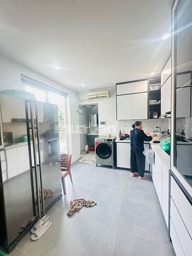 Bán nhà tập thể T2+3, phố Nguyễn An Ninh 80m2, sổ đỏ riêng 26m, 2P ngủ