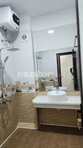 BÁN NHÀ LIỀN KỀ 5 TẦNG – NGÕ RỘNG 4M – GẦN GA TÀU ĐIỆN – TRUNG TÂM 