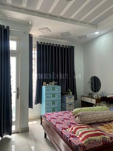 Bán nhà 3 lầu gần trường Nguyễn Du p11 4x15 giá 6,3 tỷ TL