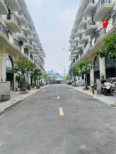 Nhà Siêu Đẹp Đường Trước Cửa 10m Ngay Tại Thạnh Lộc