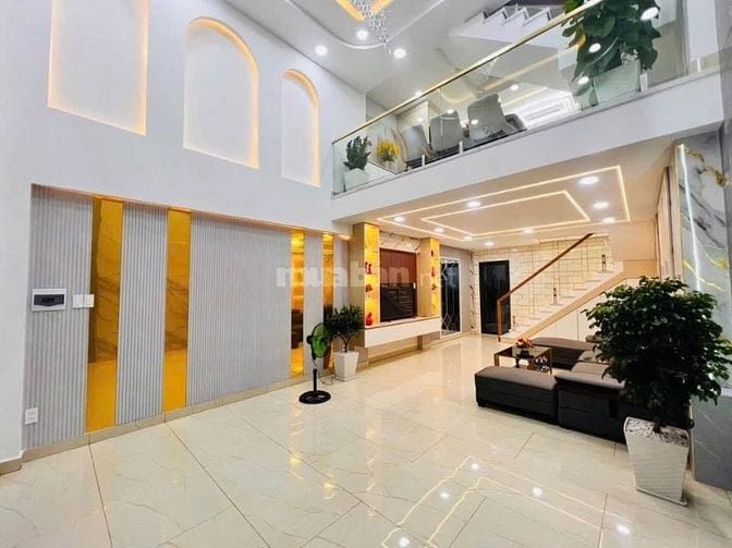 Nhà Siêu Đẹp Đường Trước Cửa 10m Ngay Tại Thạnh Lộc