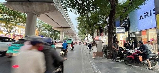 BÁN NHÀ NGÕ OTO TRÁNH - PHỐ XUÂN THỦY - 30tr/th - 60m2 – CHỈ 19,X TỶ