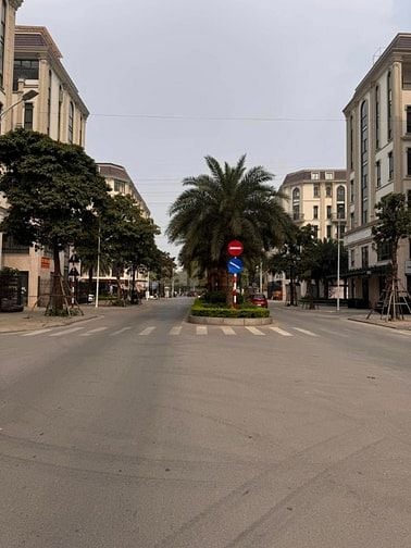 Bán Gấp Tòa BUILDING KĐT Vạn Phúc 113m2 x 8 Tầng MT 12.5m 45 Tỷ.