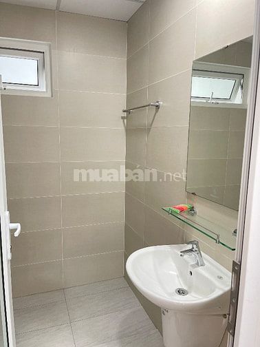 Cho thuê căn hộ chung cư mới nhận, full nội thất