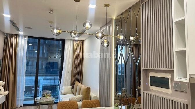 Bán căn hộ 1 phòng ngủ Vinhomes Golden River đã có sổ