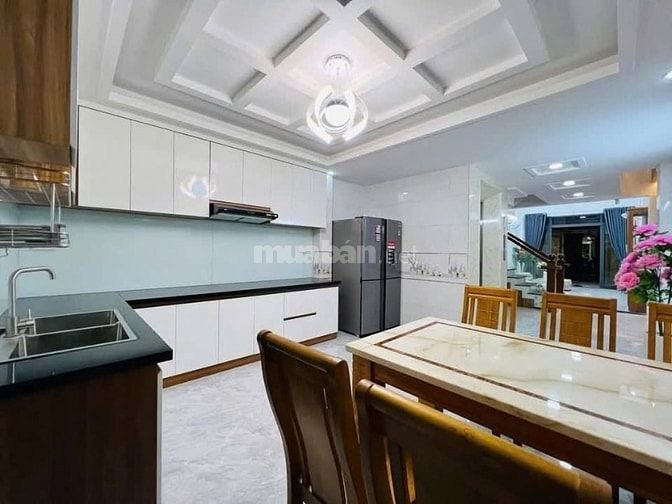 Siêu Phẩm Chân Dài Tại Chu Văn An Bình Thạnh