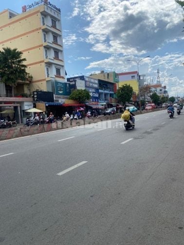 Góc 2 mặt tiền kinh doanh Lê Trọng Tấn cần bán gấp