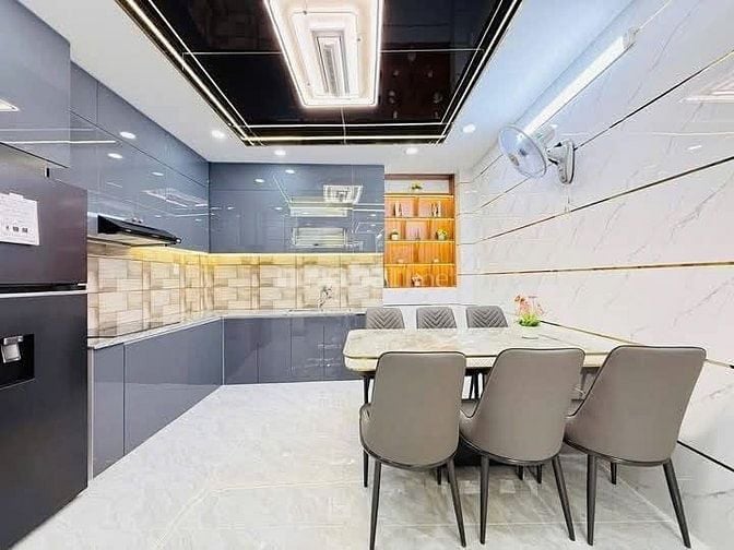 2TỶ360  Cần Bán Gấp Căn Nhà  Y Như Trong Hình 