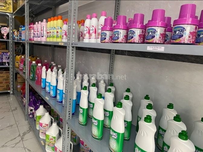 TƯNG BỪNG KHAI TRƯƠNG ( Cửa Hàng Hoá Mỹ Phẩm Tiêu Dùng Cần Tuyển ) 