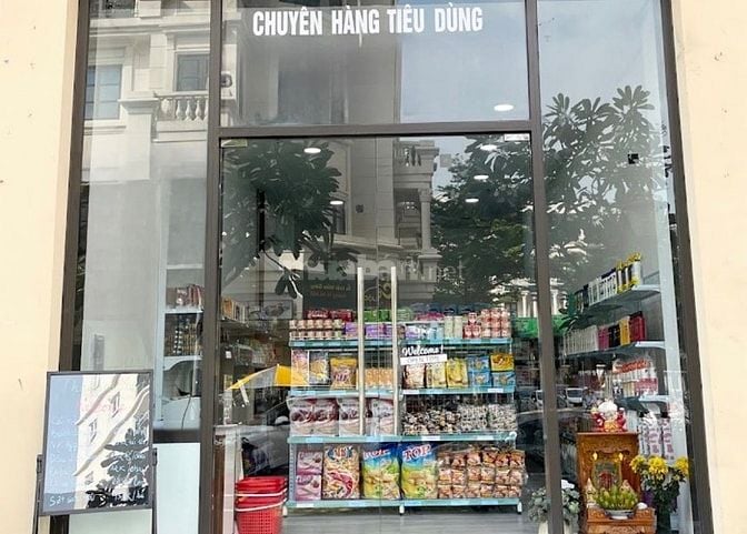 TƯNG BỪNG KHAI TRƯƠNG ( Cửa Hàng Hoá Mỹ Phẩm Tiêu Dùng Cần Tuyển ) 