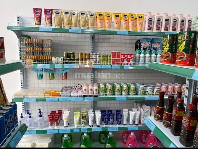 TƯNG BỪNG KHAI TRƯƠNG ( Cửa Hàng Hoá Mỹ Phẩm Tiêu Dùng Cần Tuyển ) 