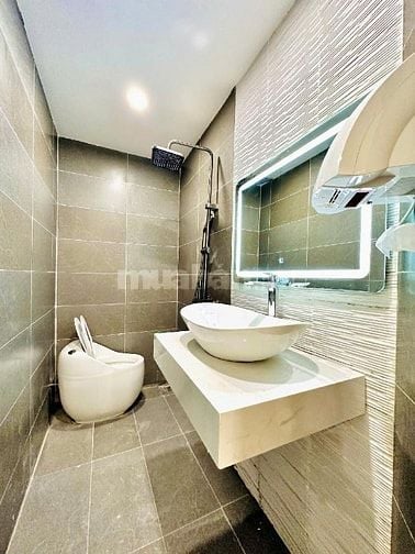 NHỈNH 5 TỶ, 25M2, NHÀ MỚI SIÊU ĐẸP,  4 TẦNG,GẦN CÔNG VIÊN TUỔI TRẺ VÕ 