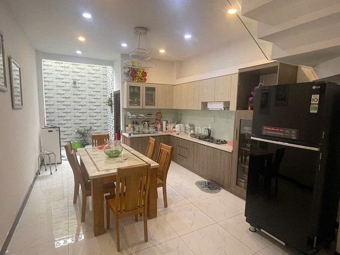 NHÀ HXH NGUYỄN VĂN QUÁ, Q12-DT4x16m 3 LẦU 4PN 5WC
