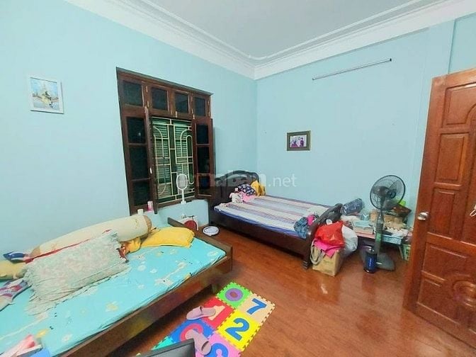 Bán nhà Mặt phố đường đôi, kinh doanh đỉnh, gần Trung tâm Y tế quận