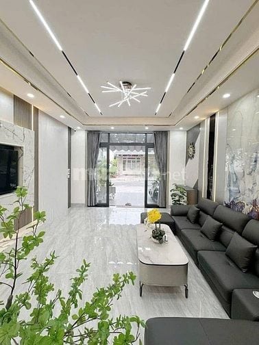 Cần bán nhà hẻm 5m đường Hồng Bàng, P.2 , Quận 6 chú Tài về quê