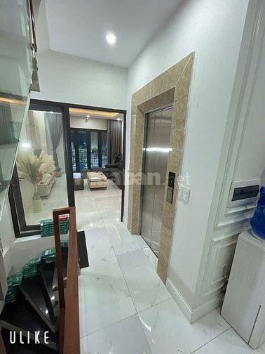 Nhà kv Hoàng Văn Thái - 6 tầng, 60m2, giá 18.5 tỷ, ô tô vào nhà.