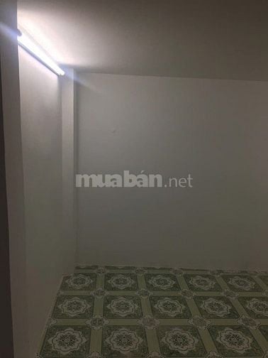 chính chủ bán nhà quận 4 giá 500tr siêu rẻ 