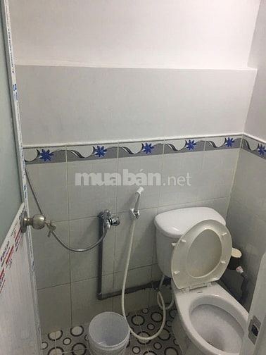 chính chủ bán nhà quận 4 giá 500tr siêu rẻ 