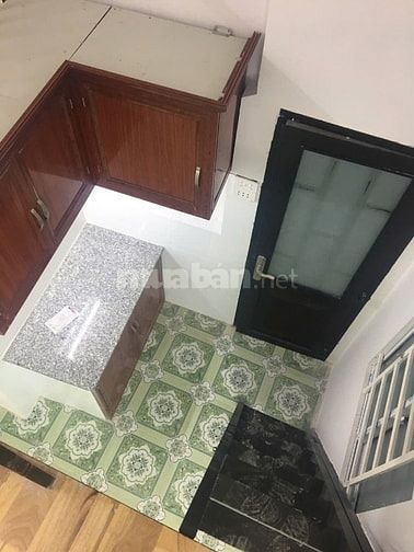 chính chủ bán nhà quận 4 giá 500tr siêu rẻ 