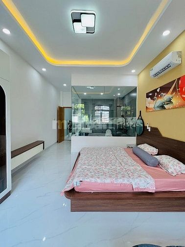 Nhà sr mặt tiền kinh doanh buôn bán gần tp thủ Đức 