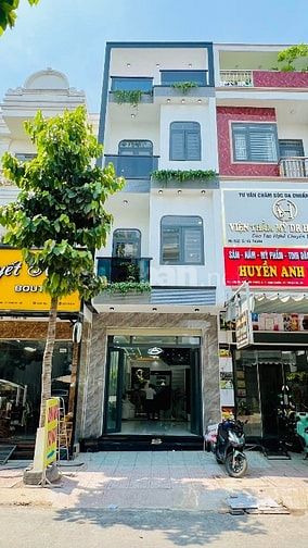 Nhà sr mặt tiền kinh doanh buôn bán gần tp thủ Đức 