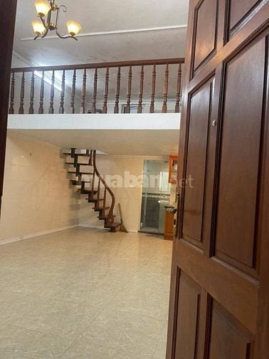 Bán nhà phố Quán Sứ, Q Hoàn Kiếm, 50m2, 2 tầng, 2 ngủ, có sổ đỏ riêng