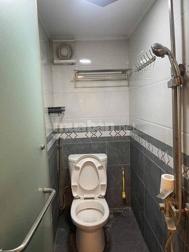 Bán nhà phố Quán Sứ, Q Hoàn Kiếm, 50m2, 2 tầng, 2 ngủ, có sổ đỏ riêng