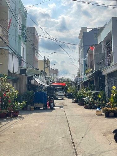 Bán nhà mặt tiền đường 8m Nguyễn quý Yêm, Phường An Lạc, Quận Bình Tân