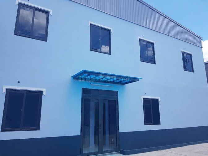 Bán nhà xưởng KCN Đức Hòa, Long An, khuôn viên : 3.000m2, XD: 2.000m2