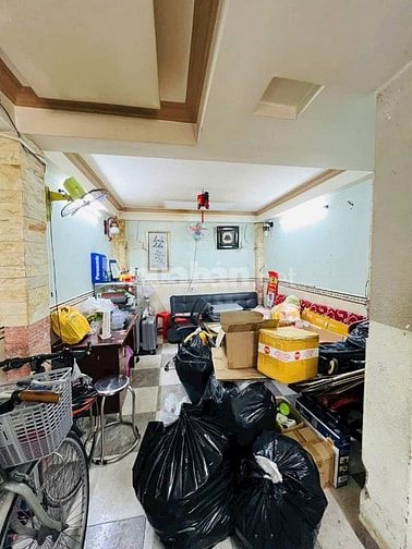 NHÀ 2,5 LẦU ĐƯỜNG TRƯỜNG SA , P13 , QUẬN 3