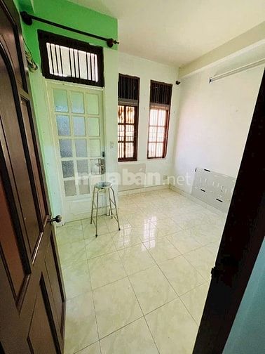 NHÀ 2,5 LẦU ĐƯỜNG TRƯỜNG SA , P13 , QUẬN 3